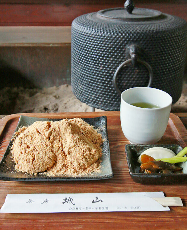 ひと味違う 自家製もちのきな粉たっぷりあべ川 おもち 栃ナビ
