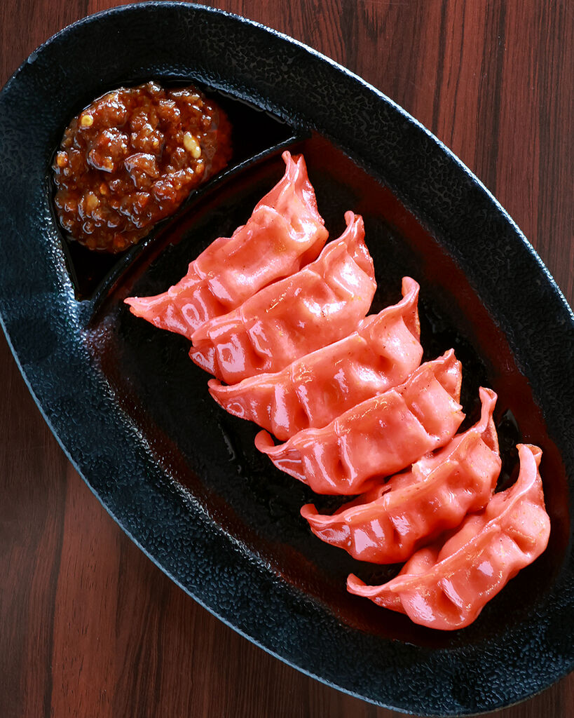 激辛餃子 330円