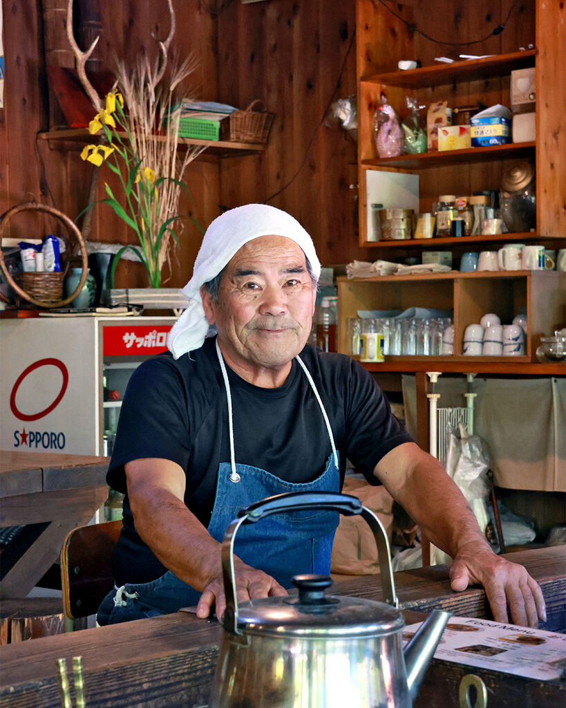 イキイキお若い熊さんです イキイキお若い熊さんです