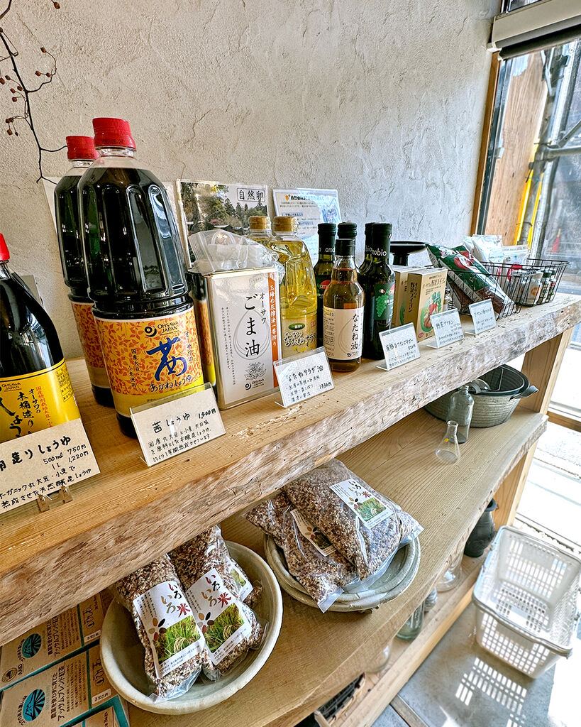 厳選した調味料や食材の購入も 厳選した調味料や食材の購入も