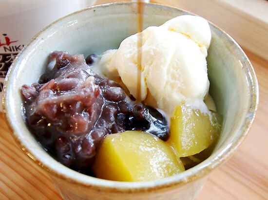 歴史を感じるカフェの絶品クリームあんみつ★
