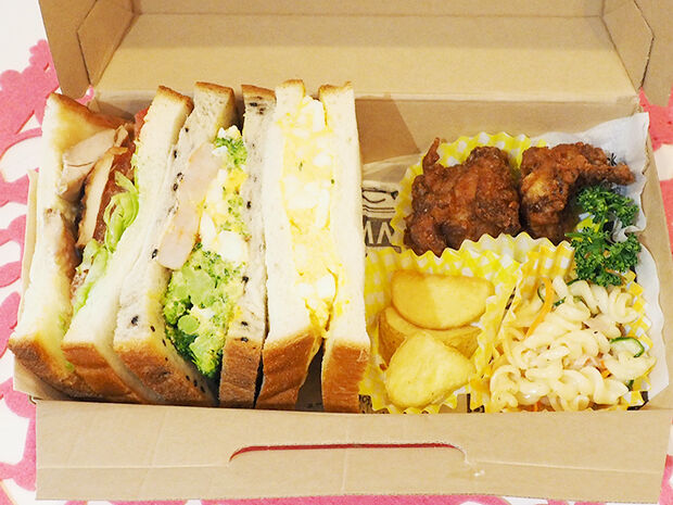 話題の新店☆ふわふわパンのランチBOX♪