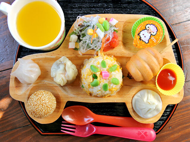 大人気専門店のチャーハン&点心ランチに舌鼓♪
