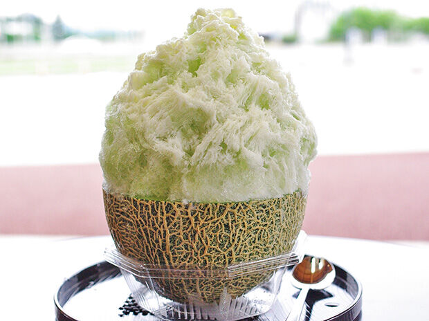 器がメロン！？インパクト大のメロンかき氷★