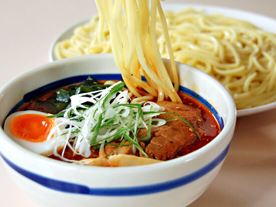 辛党さんも食いしん坊さんも大満足のつけ麺