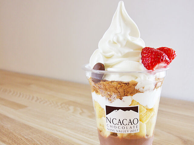 NewFace☆チョコ専門店のモノトーンパフェ