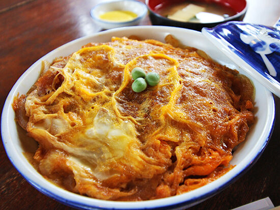 50年熟成の秘伝のタレ☆甘辛に恋するカツ丼