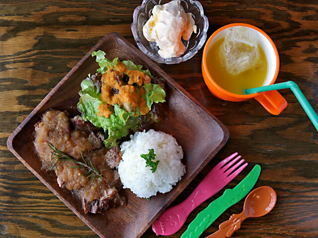お腹をすかせてGo★オシャレカフェでお揃いランチ