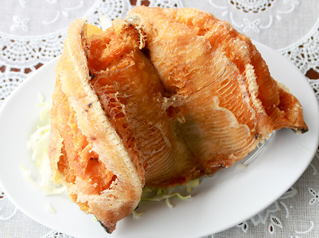 身はふんわり骨サクサク！激ウマな魚のからあげ