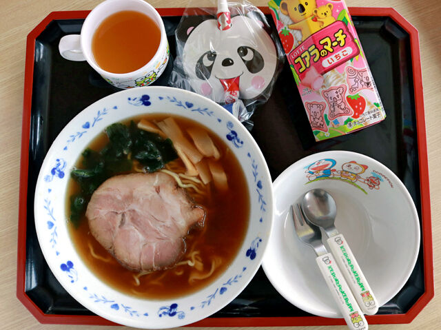 やっぱり大好き！ド定番ラーメンで親子の満腹ランチ