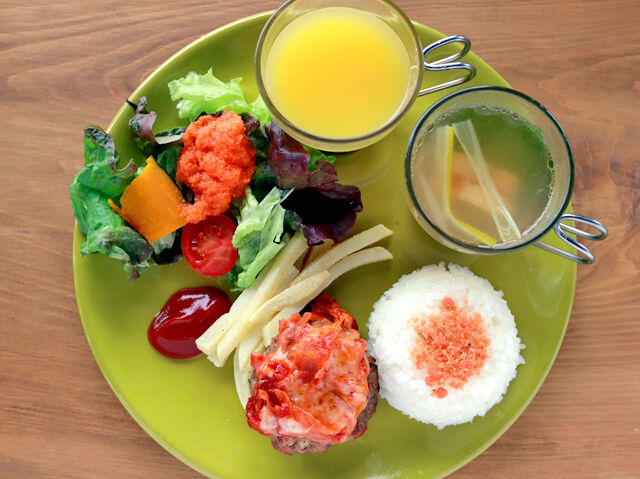 居心地◎なレストランで★大人顔負けのプレートランチ