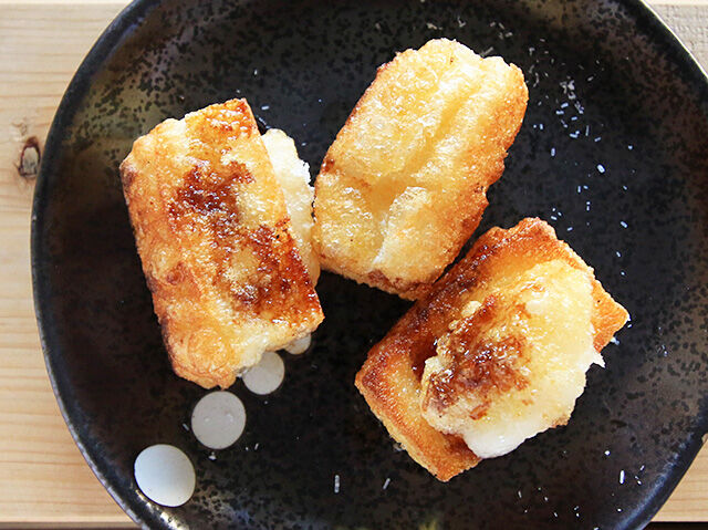 焼きそば屋さんの裏メニュー！揚げたての揚げ餅