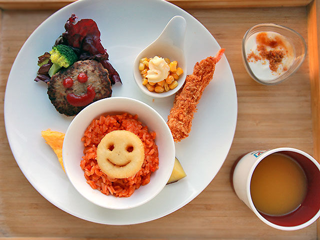 体喜ぶ手作り料理がズラリ★プレートランチで大人気分