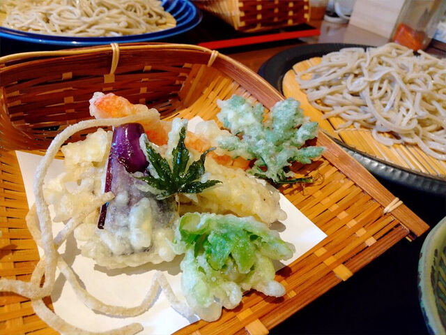 【さくら市】彩り豊かな季節の野菜と美味しい蕎麦！（そば結 里椛）