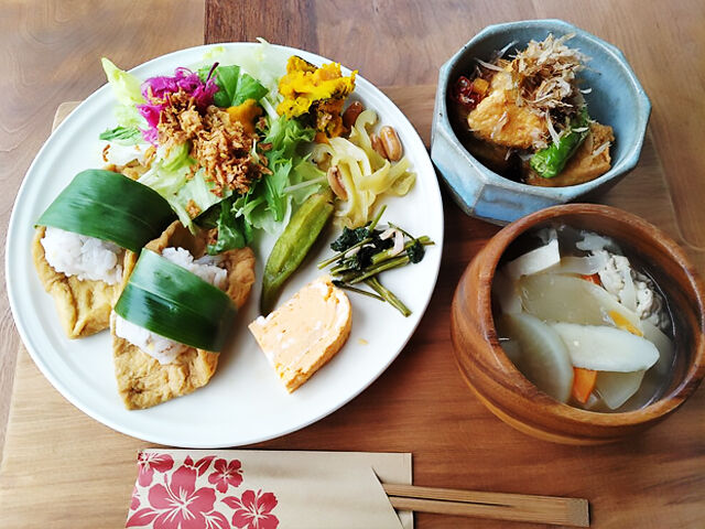 【足利市】野菜たっぷり、週替わりランチプレートと絶品スイーツ！（cafe sinaffon）