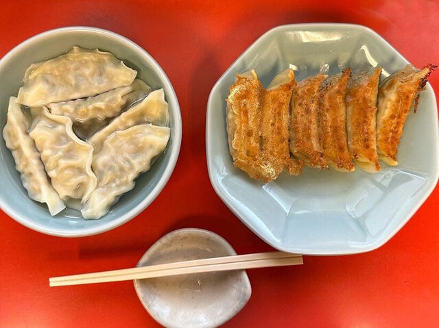 【宇都宮市】餃子通りで焼き、揚げ、水と贅沢に3つコンプリート！（宇都宮みんみん）