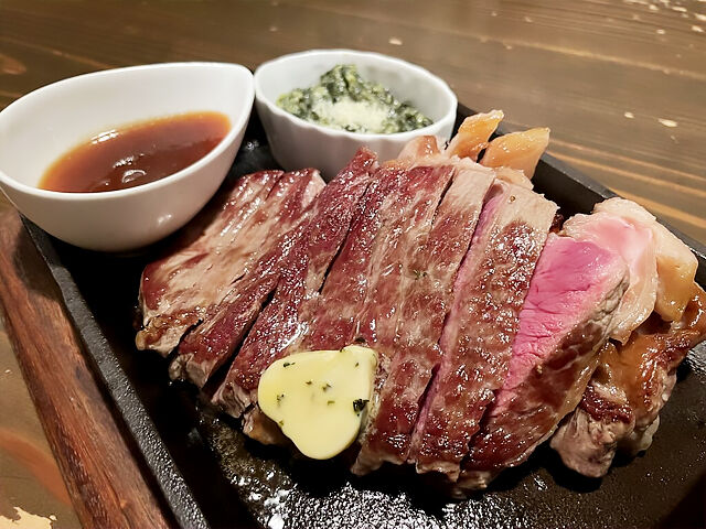 【大田原市】肉バルの醍醐味！サーロインステーキ300g（グリル鉄板Dinning グリ鉄）