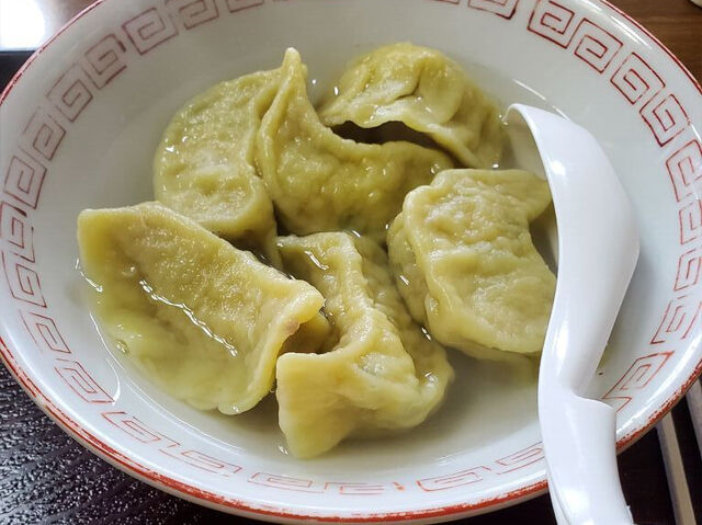 【宇都宮市】干しエビ餃子の旨みと、季節の餃子のジューシーさに感動！（天馬）
