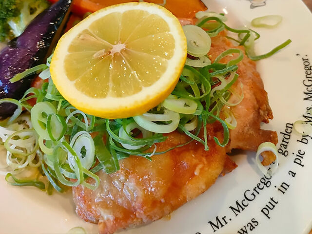 【益子町】極上の前菜と絶品ローストチキンを堪能！（ビストロ&カフェ 暖邸）