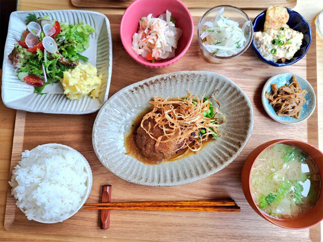 【那須塩原市】可愛らしさとボリューム満点の和風ハンバーグ（ベリー農場 Marche）