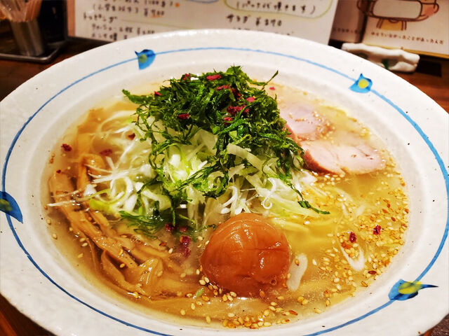 【日光市】夏の暑さを吹き飛ばす、絶品！梅しそ塩ラーメン（ラーメン どんぐり）