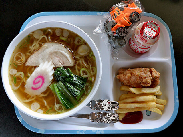 がっつり系でパパも満足★定食屋さんのラーメンランチ