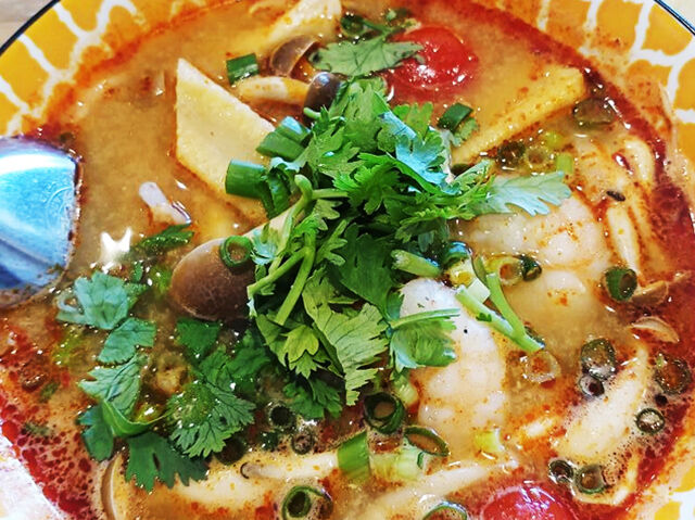 【宇都宮市】香味野菜とスパイシーな味わいが人気のタイ料理を堪能！（MooM）