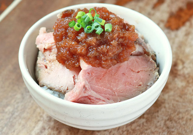 人気ラーメン店のしっとりレアチャーシュー丼★