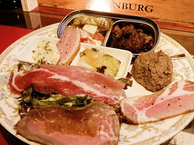 【宇都宮市】本格的なバーで、美酒美食でまったり過ごす夜（BAR.Restaurant. FREIHEIT.）