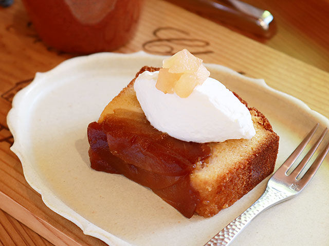 那須のカフェで味わう。コーヒーとタタンケーキ