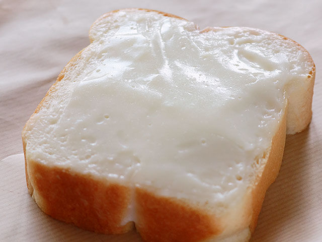 食べたことある？ミルキーな味わいのご当地パン