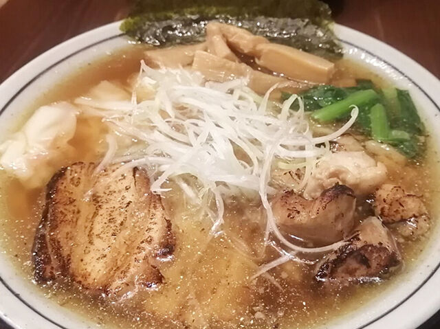 【下野市】しっかりと和だしを味わえる特製和だし醤油らぁめん（麺屋 穂華）