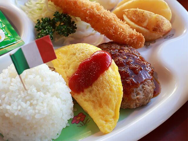 みんなの大好きを詰め込んで☆道の駅で三世代ランチ
