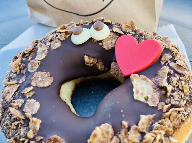 【小山市】お土産に喜ばれそうなポップなドーナツ♪︎（do my thing amazing Donut）