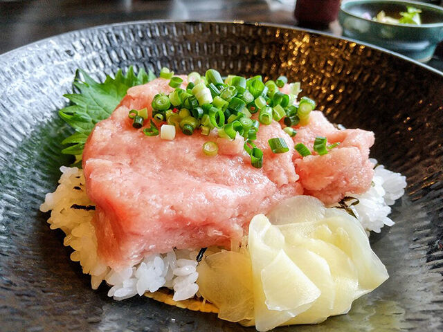 【宇都宮市】ねぎとろ丼＆肉汁うどん★どっちも食べられるお得なランチセット (まぐろ・うどん　ゆるりや)
