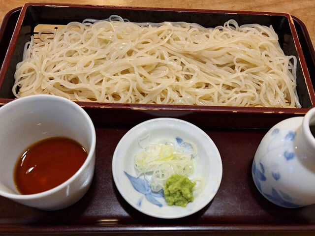 【栃木市】季節のお楽しみ変わり蕎麦♪檸檬入りのれもん切り(手打蕎麦 蕎庵 秀明)