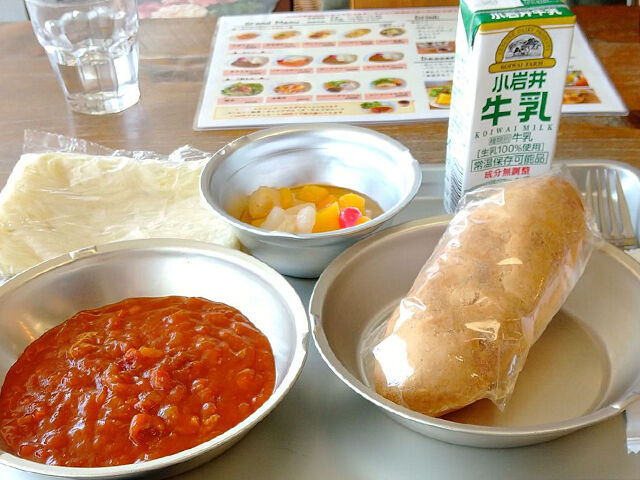 【宇都宮市】懐かしのソフト麺も！図書館内のカフェで味わえる学校給食ランチ(パン デ パルク南図書館店)
