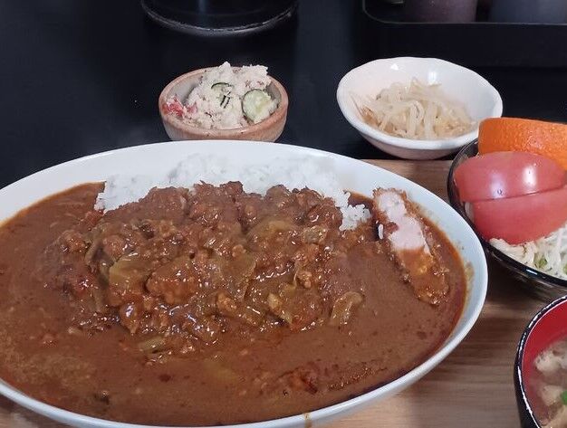 【小山市】辛くて旨っ！満腹カツカレー☆（とんかつ げんこつ亭）