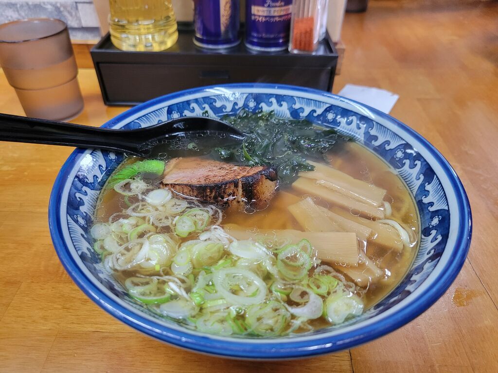 【矢板市】ホロホロ厚切りチャーシュー☆王道が輝く一杯（鈴木屋）