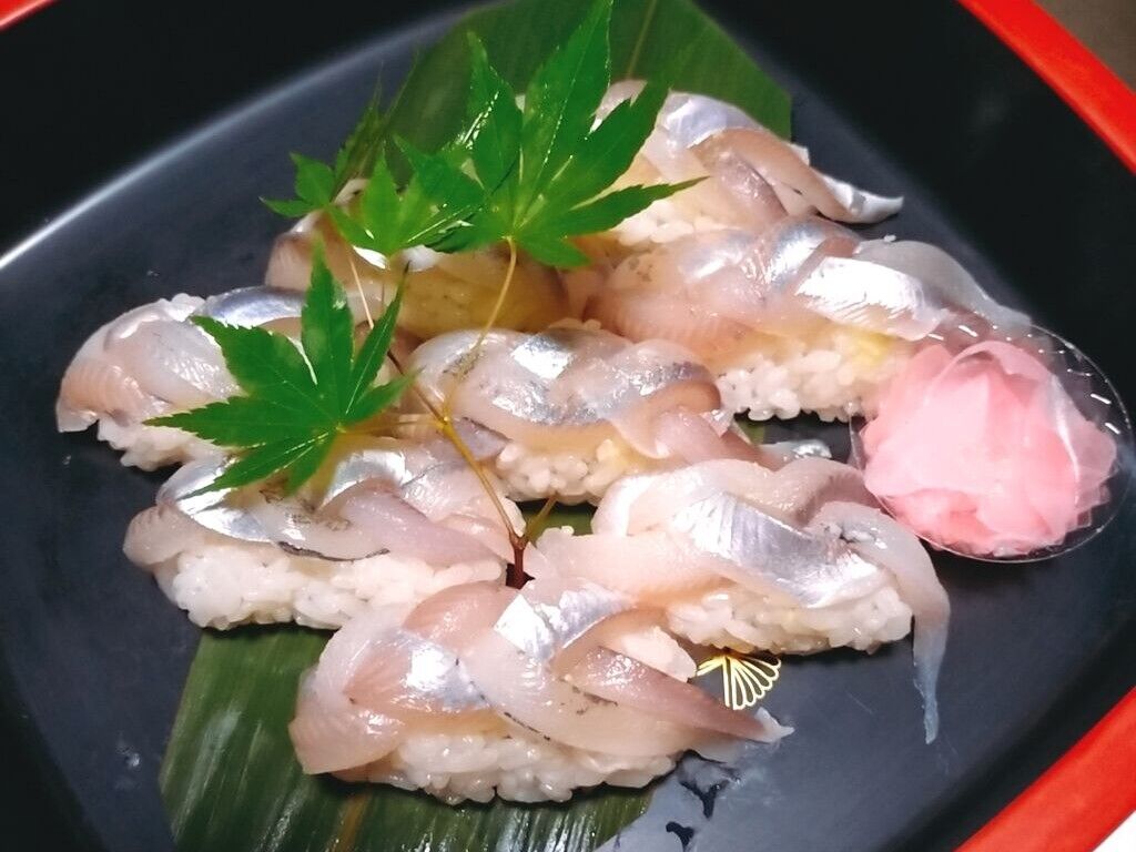 【那須烏山市】職人技が光る☆丁寧に編まれた美しい鮎寿司(美喜寿司)