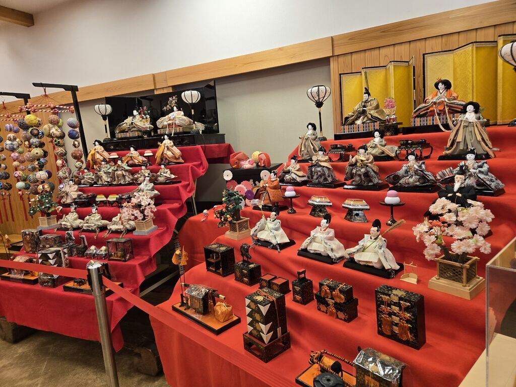 【鹿沼市】春の訪れを感じる、心ときめくおひな様めぐり（まちの駅　新・鹿沼宿）