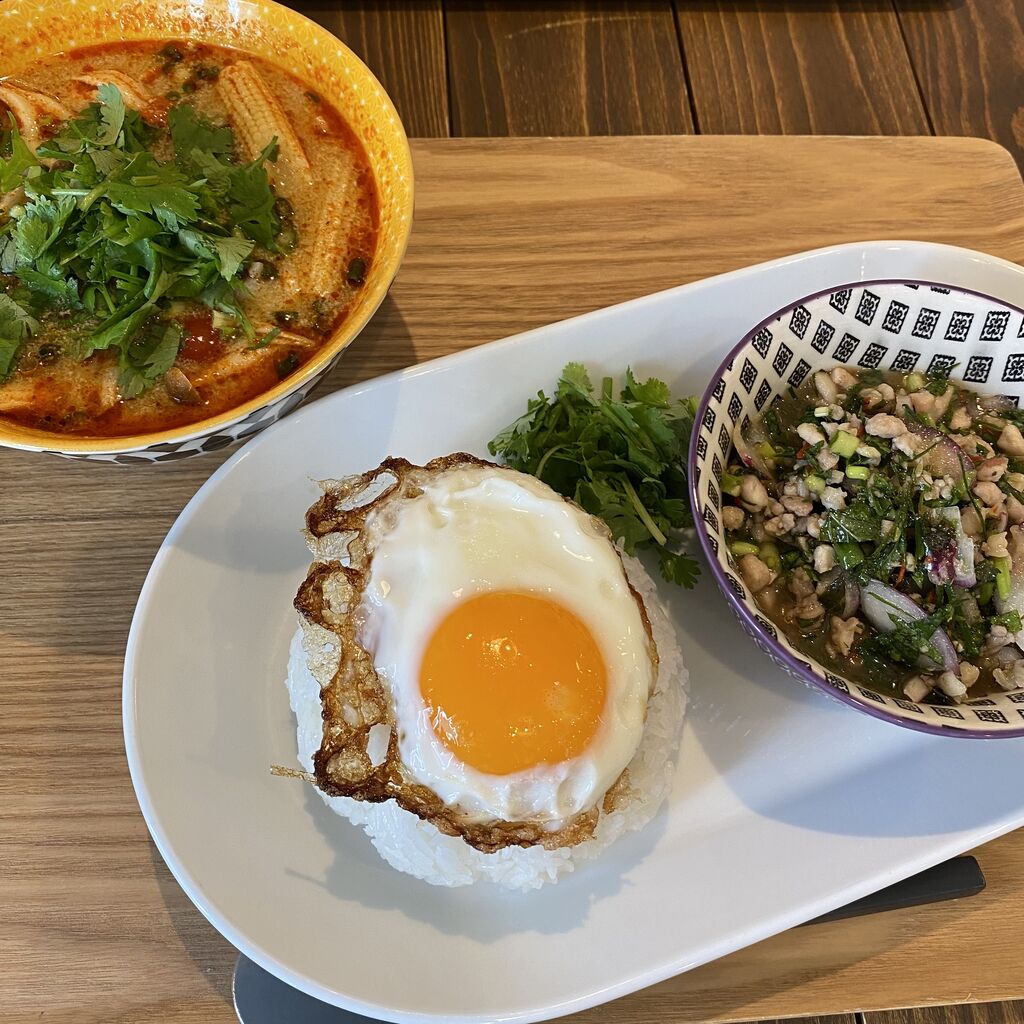 Moom ガパオ パエリア バル 宇都宮市のタイ ベトナム料理 スペイン料理 栃ナビ