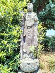 常光坊共同墓地...