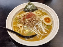数年前までは白...