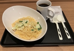 病院の正面入り...