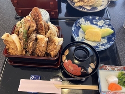 通院前にうな重...