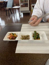 ランチは前菜３...