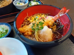 混雑覚悟のお店...
