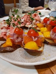 9品料理と飲み...