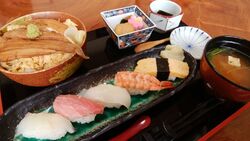 ランチに行って...